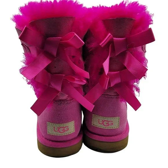 UGG Bailey Bow Girls 4 Pink Sheepskin Winter Cold Boots - 1017394K